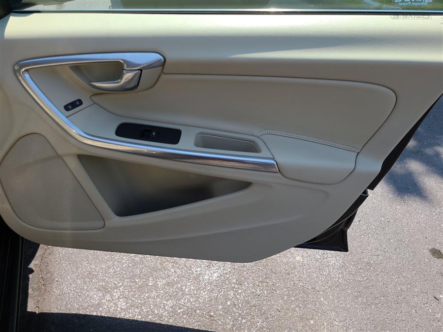 2015 Volvo S60 2015.5 4dr Sdn T5 Drive-E Premier FWD, available for sale in Canton, Connecticut | Lava Motors. Canton, Connecticut 2015 Volvo S60 2015.5 4dr Sdn T5 Drive-E Premier FWD, available for sale in Canton, Connecticut | Lava Motors. Canton, Connecticut