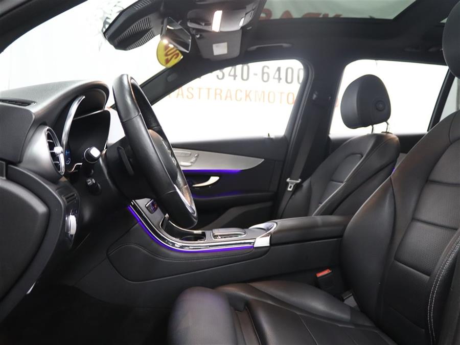 2021 Mercedes-benz Glc 300 4MATIC, available for sale in Paterson, New Jersey | Fast Track Motors. Paterson, New Jersey 2021 Mercedes-benz Glc 300 4MATIC, available for sale in Paterson, New Jersey | Fast Track Motors. Paterson, New Jersey
