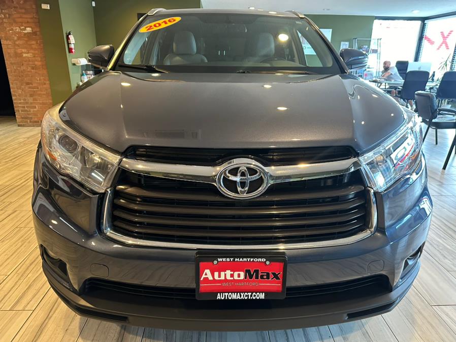 2016 Toyota Highlander AWD 4dr V6 XLE (Natl), available for sale in West Hartford, Connecticut | AutoMax. West Hartford, Connecticut 2016 Toyota Highlander AWD 4dr V6 XLE (Natl), available for sale in West Hartford, Connecticut | AutoMax. West Hartford, Connecticut