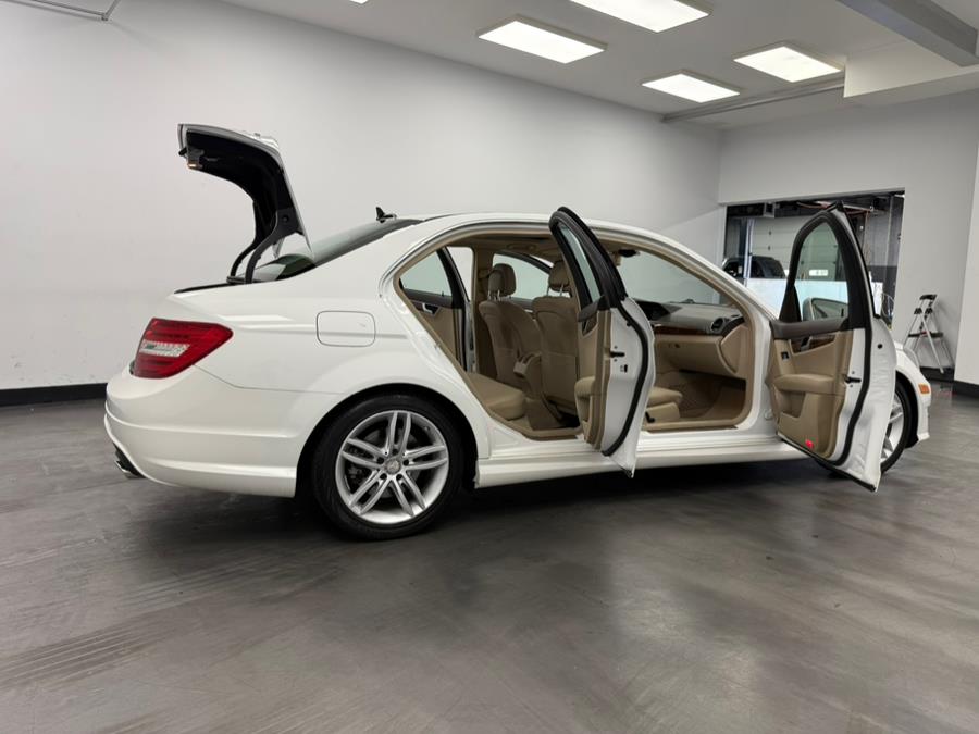 2013 Mercedes-Benz C-Class 4dr Sdn C300 Sport 4MATIC, available for sale in Elizabeth, New Jersey | M Auto Group. Elizabeth, New Jersey 2013 Mercedes-Benz C-Class 4dr Sdn C300 Sport 4MATIC, available for sale in Elizabeth, New Jersey | M Auto Group. Elizabeth, New Jersey