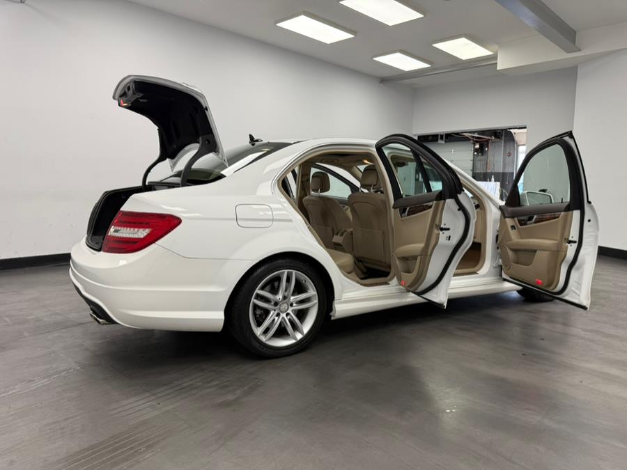 2013 Mercedes-Benz C-Class 4dr Sdn C300 Sport 4MATIC, available for sale in Elizabeth, New Jersey | M Auto Group. Elizabeth, New Jersey 2013 Mercedes-Benz C-Class 4dr Sdn C300 Sport 4MATIC, available for sale in Elizabeth, New Jersey | M Auto Group. Elizabeth, New Jersey