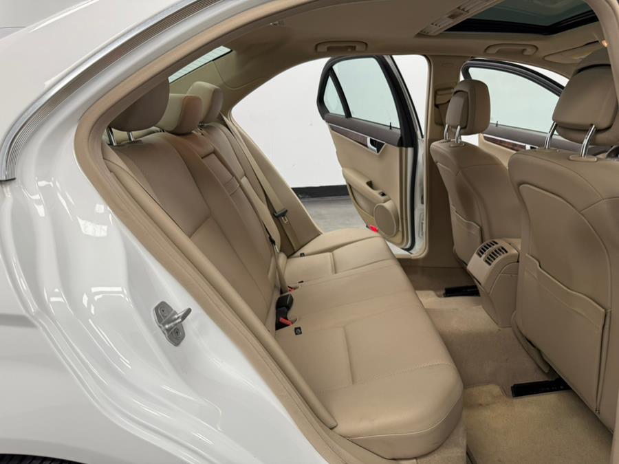 2013 Mercedes-Benz C-Class 4dr Sdn C300 Sport 4MATIC, available for sale in Elizabeth, New Jersey | M Auto Group. Elizabeth, New Jersey 2013 Mercedes-Benz C-Class 4dr Sdn C300 Sport 4MATIC, available for sale in Elizabeth, New Jersey | M Auto Group. Elizabeth, New Jersey