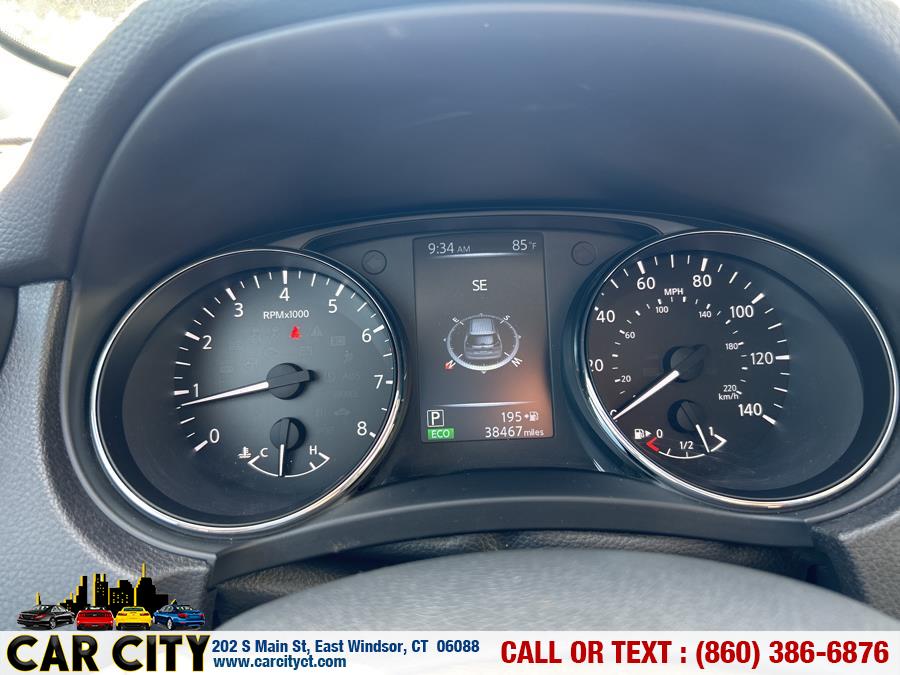 2017 Nissan Rogue AWD SV, available for sale in East Windsor, Connecticut | Car City LLC. East Windsor, Connecticut 2017 Nissan Rogue AWD SV, available for sale in East Windsor, Connecticut | Car City LLC. East Windsor, Connecticut