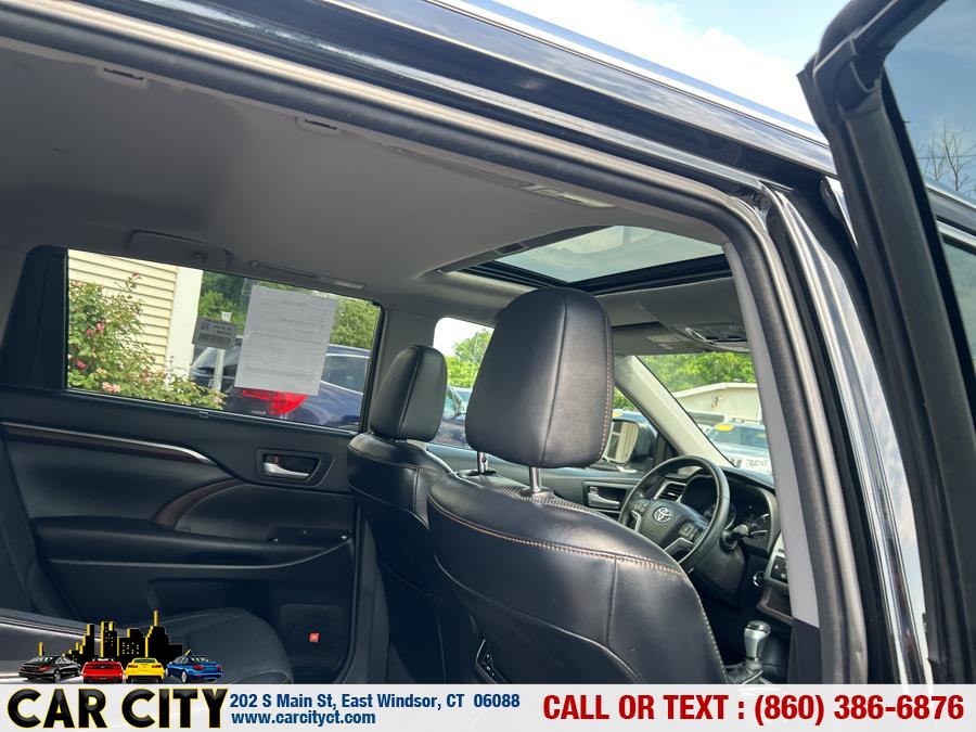 2015 Toyota Highlander AWD 4dr V6 Limited (Natl), available for sale in East Windsor, Connecticut | Car City LLC. East Windsor, Connecticut 2015 Toyota Highlander AWD 4dr V6 Limited (Natl), available for sale in East Windsor, Connecticut | Car City LLC. East Windsor, Connecticut