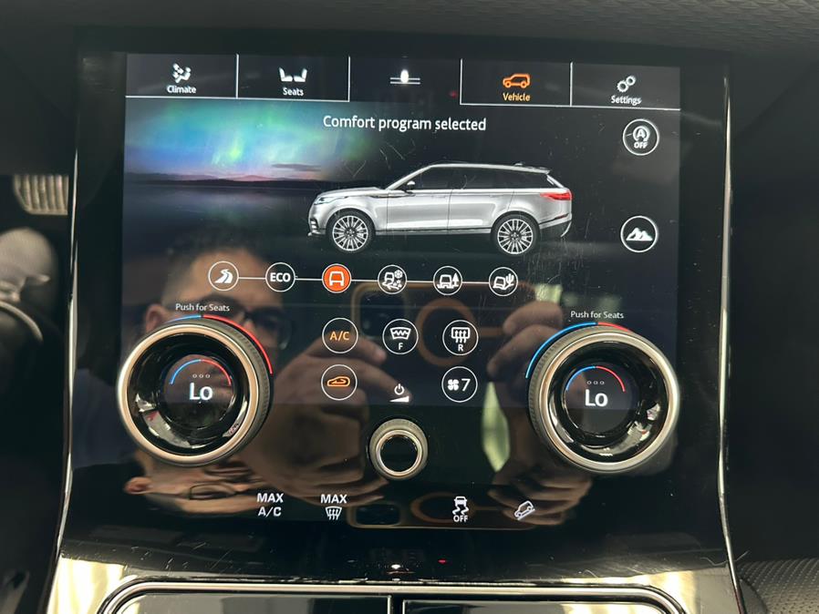 2019 Land Rover Range Rover Velar P250 R-Dynamic SE, available for sale in Inwood, New York | 5 Towns Drive. Inwood, New York 2019 Land Rover Range Rover Velar P250 R-Dynamic SE, available for sale in Inwood, New York | 5 Towns Drive. Inwood, New York