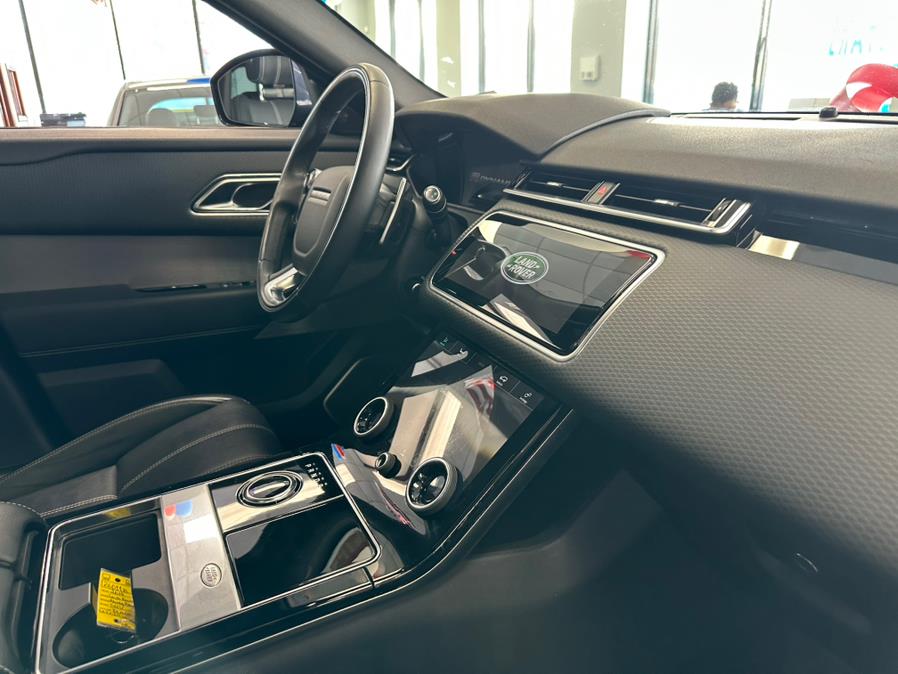2019 Land Rover Range Rover Velar P250 R-Dynamic SE, available for sale in Inwood, New York | 5 Towns Drive. Inwood, New York 2019 Land Rover Range Rover Velar P250 R-Dynamic SE, available for sale in Inwood, New York | 5 Towns Drive. Inwood, New York