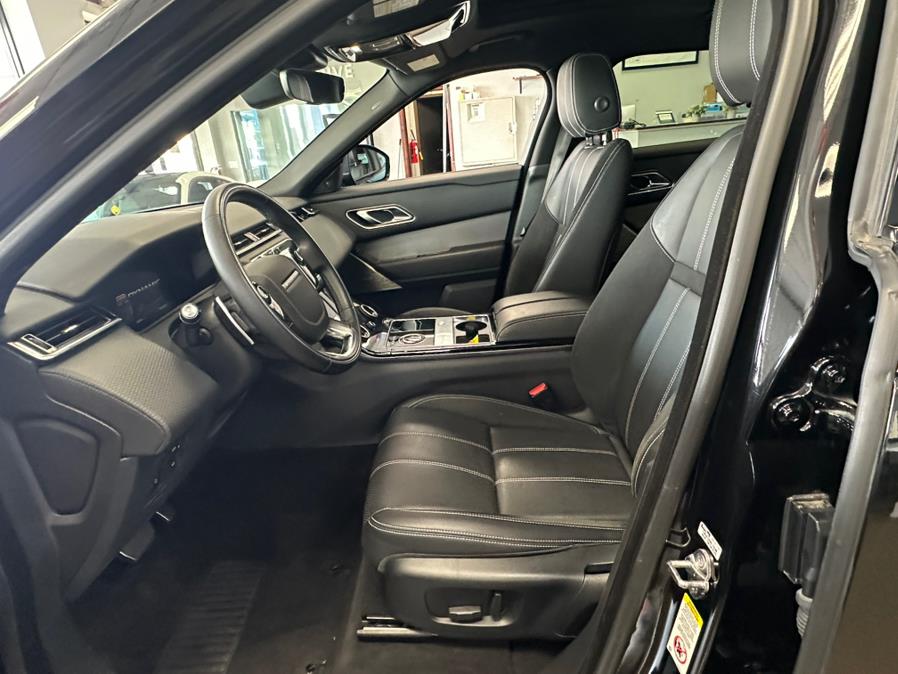 2019 Land Rover Range Rover Velar P250 R-Dynamic SE, available for sale in Inwood, New York | 5 Towns Drive. Inwood, New York 2019 Land Rover Range Rover Velar P250 R-Dynamic SE, available for sale in Inwood, New York | 5 Towns Drive. Inwood, New York