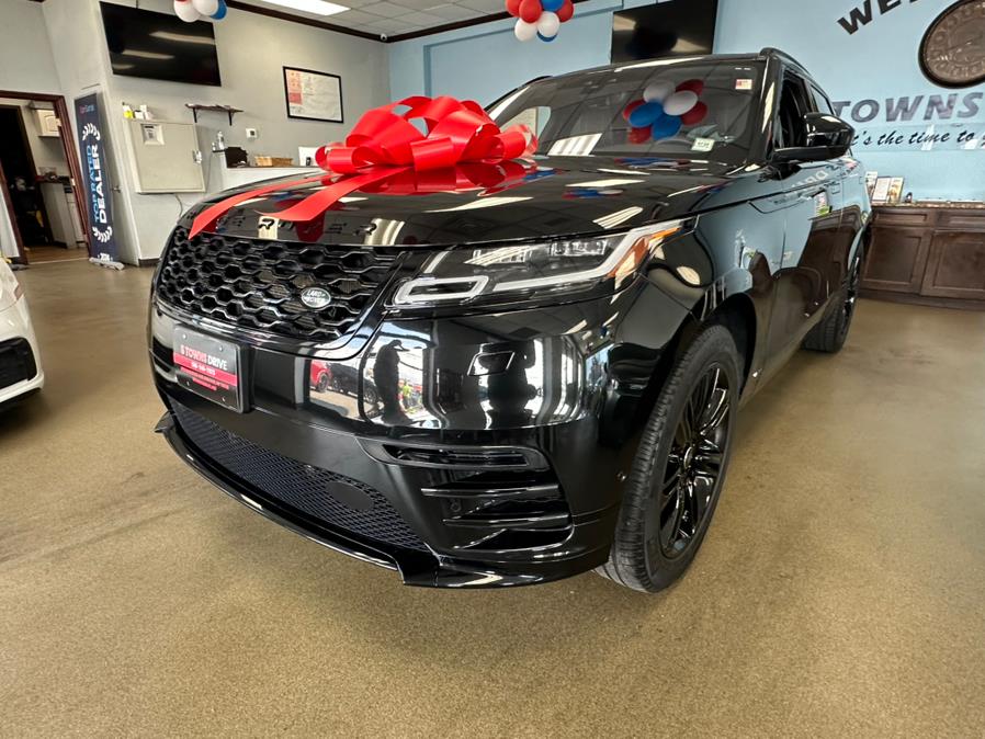 2019 Land Rover Range Rover Velar P250 R-Dynamic SE, available for sale in Inwood, New York | 5 Towns Drive. Inwood, New York 2019 Land Rover Range Rover Velar P250 R-Dynamic SE, available for sale in Inwood, New York | 5 Towns Drive. Inwood, New York