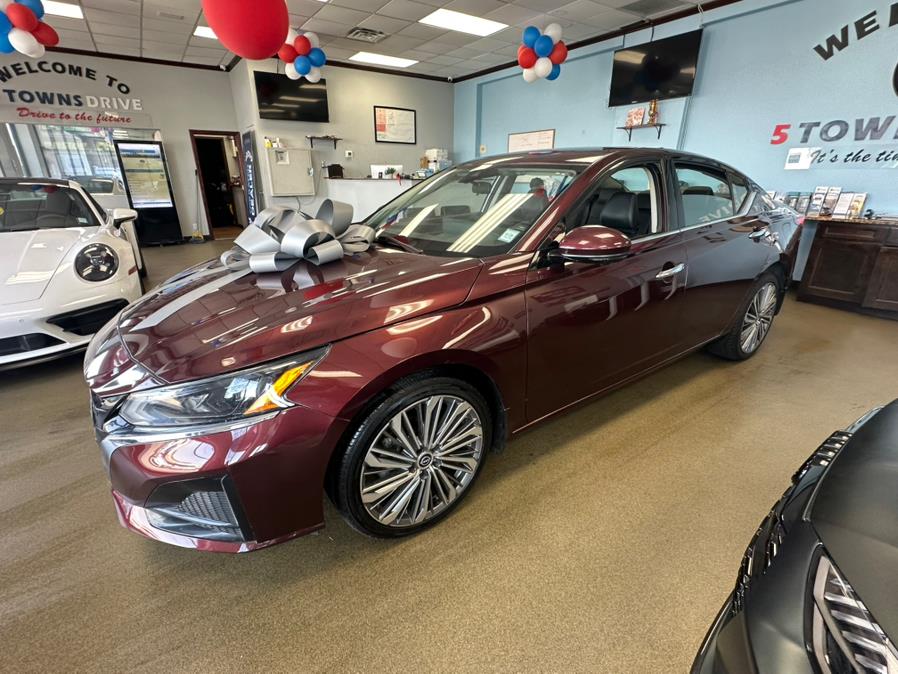 2023 Nissan Altima 2.5 SL AWD Sedan, available for sale in Inwood, New York | 5 Towns Drive. Inwood, New York 2023 Nissan Altima 2.5 SL AWD Sedan, available for sale in Inwood, New York | 5 Towns Drive. Inwood, New York