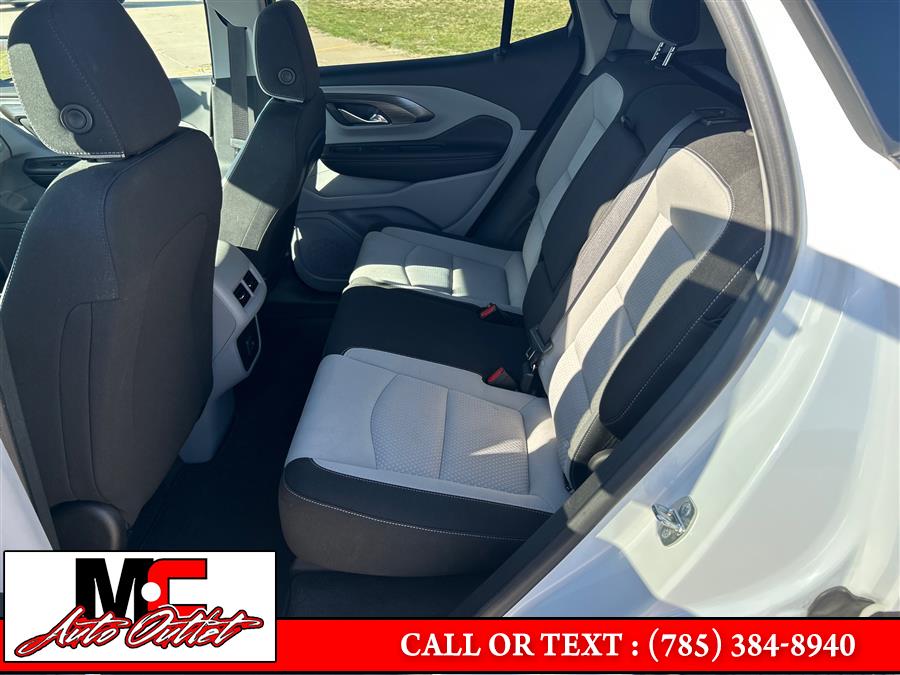 2023 GMC Terrain AWD 4dr SLE, available for sale in Colby, Kansas | M C Auto Outlet Inc. Colby, Kansas 2023 GMC Terrain AWD 4dr SLE, available for sale in Colby, Kansas | M C Auto Outlet Inc. Colby, Kansas