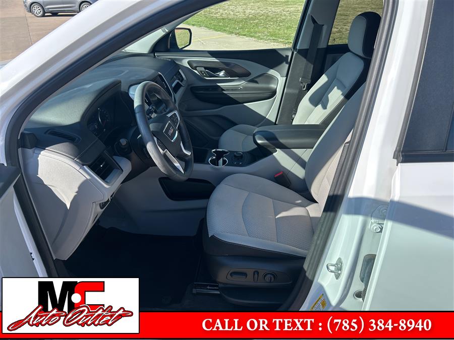2023 GMC Terrain AWD 4dr SLE, available for sale in Colby, Kansas | M C Auto Outlet Inc. Colby, Kansas 2023 GMC Terrain AWD 4dr SLE, available for sale in Colby, Kansas | M C Auto Outlet Inc. Colby, Kansas