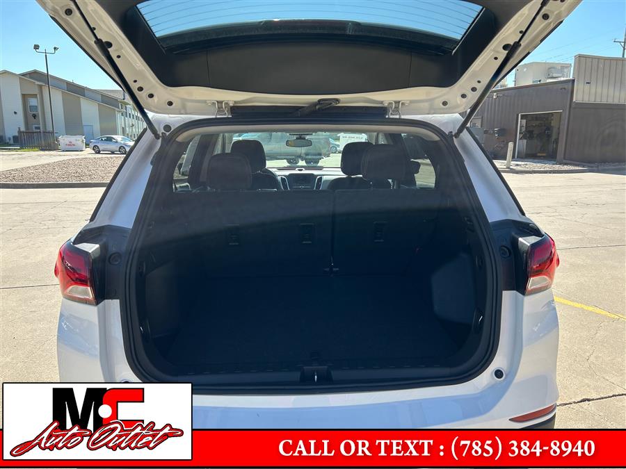 2022 Chevrolet Equinox AWD 4dr LT w/2FL, available for sale in Colby, Kansas | M C Auto Outlet Inc. Colby, Kansas 2022 Chevrolet Equinox AWD 4dr LT w/2FL, available for sale in Colby, Kansas | M C Auto Outlet Inc. Colby, Kansas