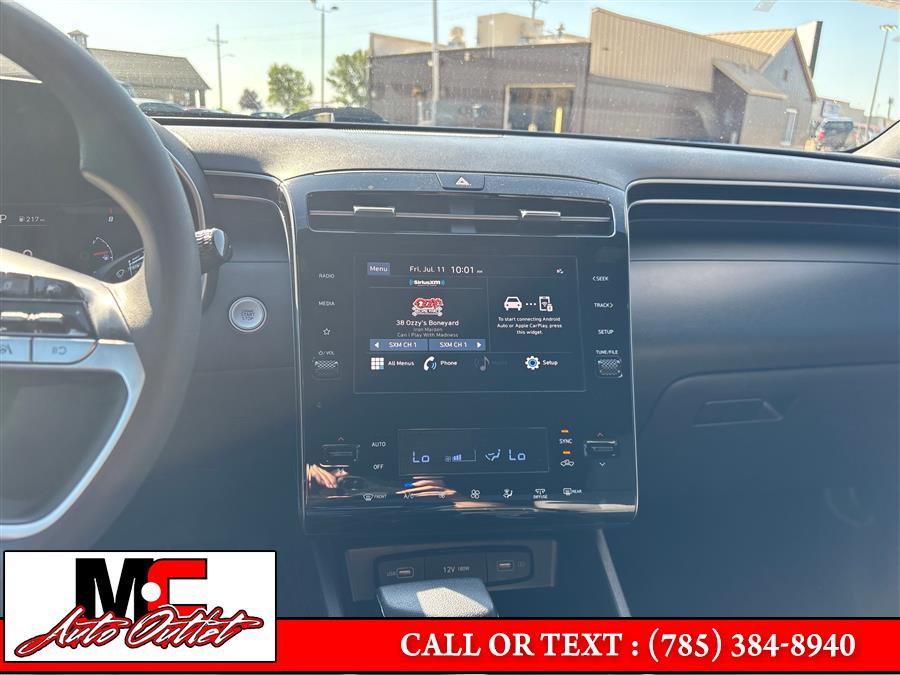 2024 Hyundai Santa Cruz SEL FWD, available for sale in Colby, Kansas | M C Auto Outlet Inc. Colby, Kansas 2024 Hyundai Santa Cruz SEL FWD, available for sale in Colby, Kansas | M C Auto Outlet Inc. Colby, Kansas