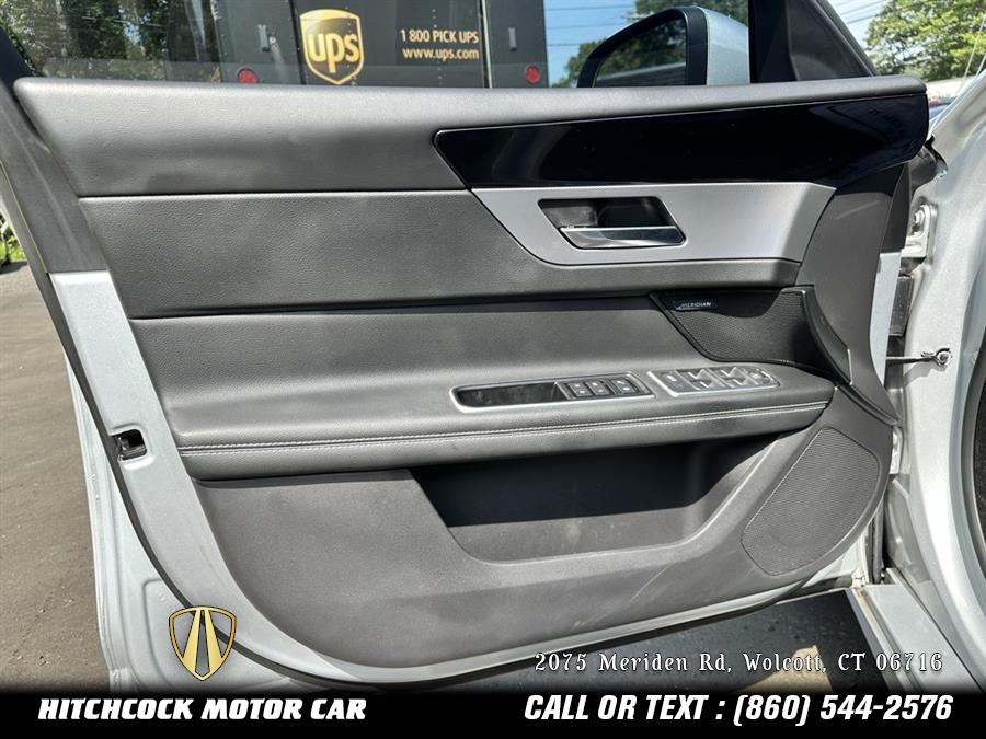 2016 Jaguar Xf 35t R-Sport, available for sale in Wolcott, Connecticut | Hitchcock Motor Car. Wolcott, Connecticut 2016 Jaguar Xf 35t R-Sport, available for sale in Wolcott, Connecticut | Hitchcock Motor Car. Wolcott, Connecticut