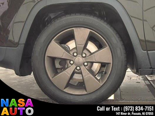 2016 Jeep Cherokee 4WD 4dr Latitude, available for sale in Passaic, New Jersey | Nasa Auto. Passaic, New Jersey 2016 Jeep Cherokee 4WD 4dr Latitude, available for sale in Passaic, New Jersey | Nasa Auto. Passaic, New Jersey