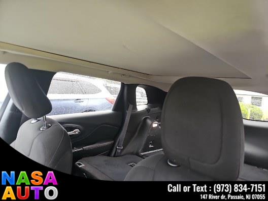 2016 Jeep Cherokee 4WD 4dr Latitude, available for sale in Passaic, New Jersey | Nasa Auto. Passaic, New Jersey 2016 Jeep Cherokee 4WD 4dr Latitude, available for sale in Passaic, New Jersey | Nasa Auto. Passaic, New Jersey