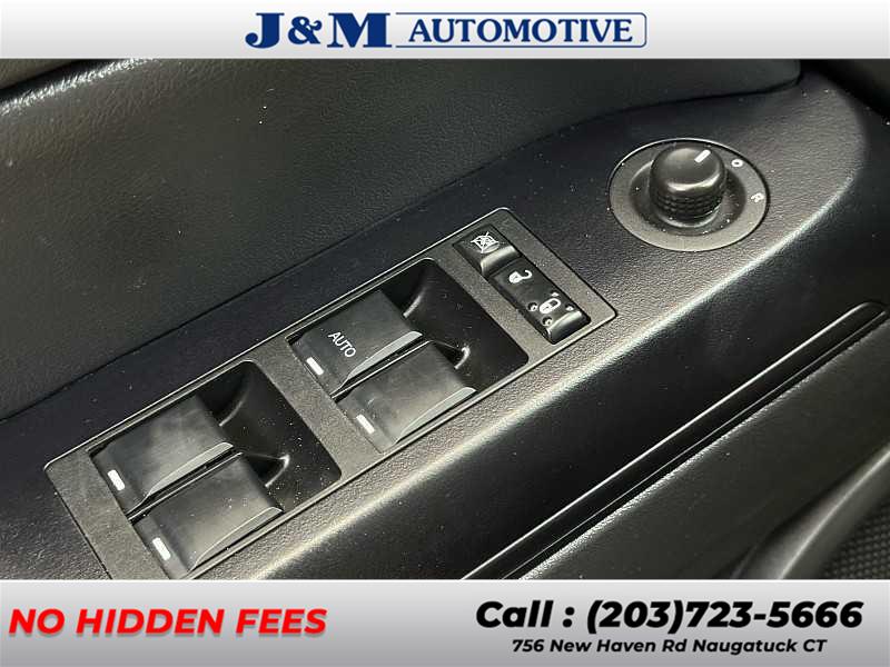 2015 Jeep Compass Sport, available for sale in Naugatuck, Connecticut | J&M Automotive Sls&Svc LLC. Naugatuck, Connecticut 2015 Jeep Compass Sport, available for sale in Naugatuck, Connecticut | J&M Automotive Sls&Svc LLC. Naugatuck, Connecticut