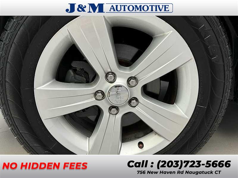 2015 Jeep Compass Sport, available for sale in Naugatuck, Connecticut | J&M Automotive Sls&Svc LLC. Naugatuck, Connecticut 2015 Jeep Compass Sport, available for sale in Naugatuck, Connecticut | J&M Automotive Sls&Svc LLC. Naugatuck, Connecticut
