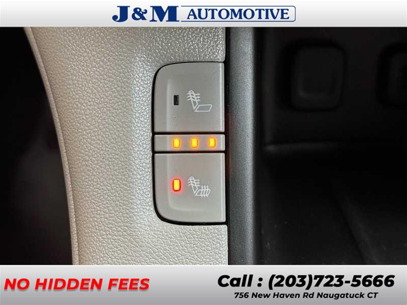 2019 GMC Acadia SLT, available for sale in Naugatuck, Connecticut | J&M Automotive Sls&Svc LLC. Naugatuck, Connecticut 2019 GMC Acadia SLT, available for sale in Naugatuck, Connecticut | J&M Automotive Sls&Svc LLC. Naugatuck, Connecticut