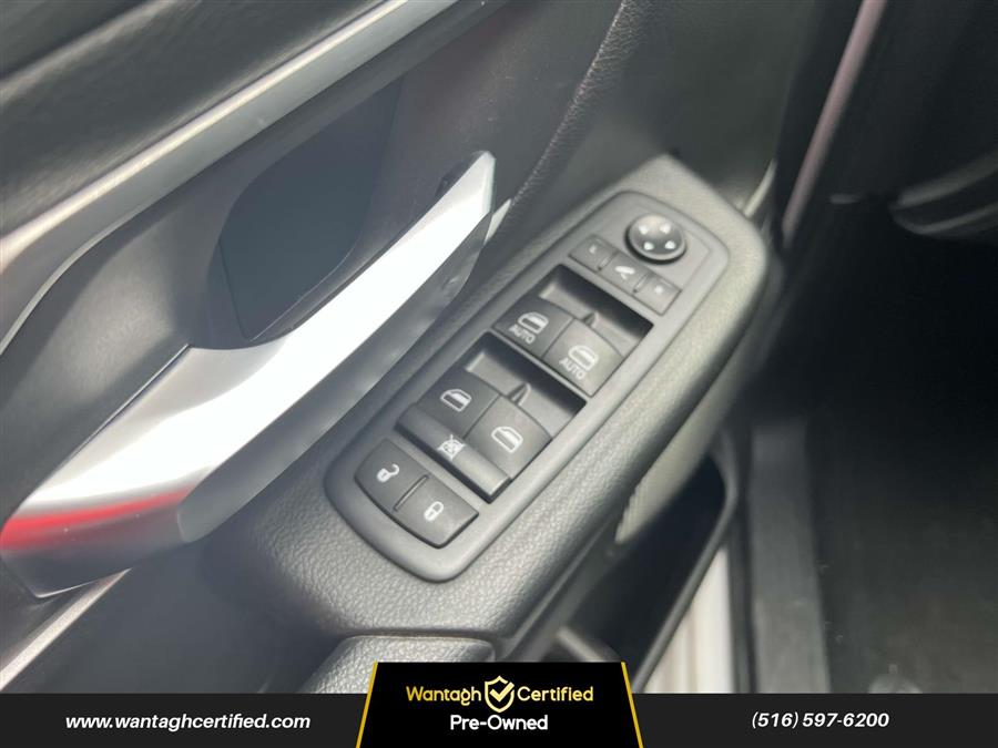 2020 Ram 1500 Big Horn 4x4 Crew Cab 5'7" Box, available for sale in Wantagh, New York | Wantagh Certified. Wantagh, New York 2020 Ram 1500 Big Horn 4x4 Crew Cab 5'7" Box, available for sale in Wantagh, New York | Wantagh Certified. Wantagh, New York