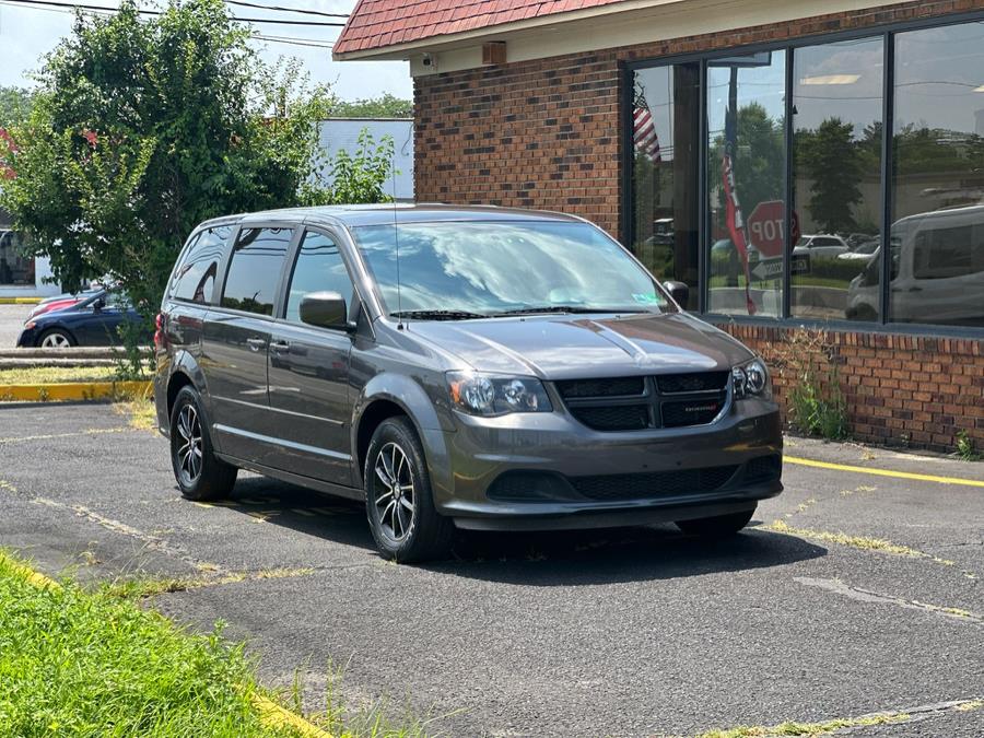 2017 Dodge Grand Caravan SE Wagon, available for sale in BURLINGTON, New Jersey | Tri States Auto Group. BURLINGTON, New Jersey 2017 Dodge Grand Caravan SE Wagon, available for sale in BURLINGTON, New Jersey | Tri States Auto Group. BURLINGTON, New Jersey