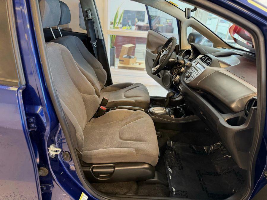 2013 Honda Fit Hatchback 4D, available for sale in Santa Ana, California | K&T Motor LLC. Santa Ana, California 2013 Honda Fit Hatchback 4D, available for sale in Santa Ana, California | K&T Motor LLC. Santa Ana, California