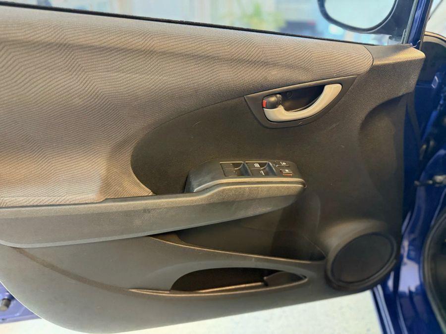 2013 Honda Fit Hatchback 4D, available for sale in Santa Ana, California | K&T Motor LLC. Santa Ana, California 2013 Honda Fit Hatchback 4D, available for sale in Santa Ana, California | K&T Motor LLC. Santa Ana, California