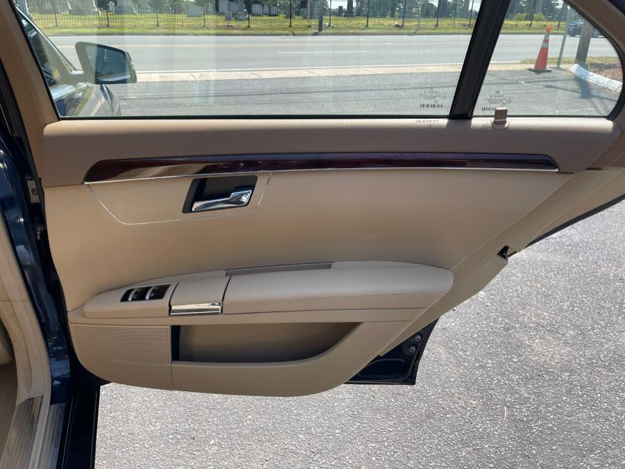2013 Mercedes-Benz S-Class 4dr Sdn S550 4MATIC, available for sale in Bloomfield, Connecticut | AXA Car Sales and Repair LLC. Bloomfield, Connecticut 2013 Mercedes-Benz S-Class 4dr Sdn S550 4MATIC, available for sale in Bloomfield, Connecticut | AXA Car Sales and Repair LLC. Bloomfield, Connecticut