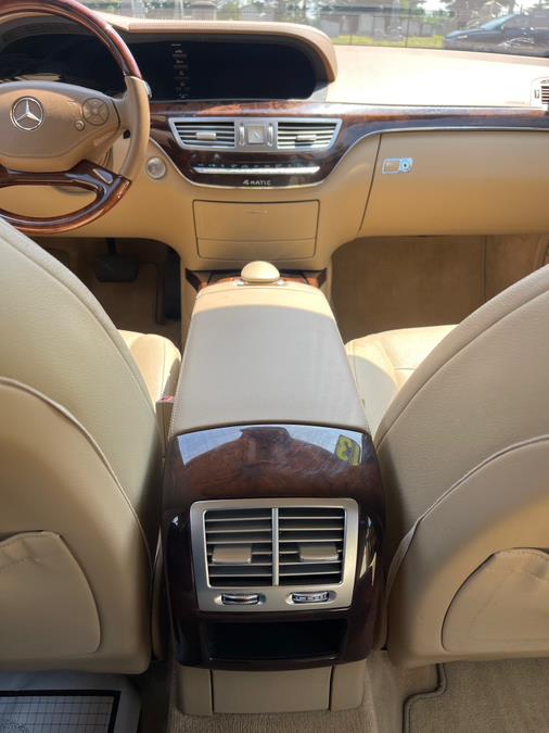 2013 Mercedes-Benz S-Class 4dr Sdn S550 4MATIC, available for sale in Bloomfield, Connecticut | AXA Car Sales and Repair LLC. Bloomfield, Connecticut 2013 Mercedes-Benz S-Class 4dr Sdn S550 4MATIC, available for sale in Bloomfield, Connecticut | AXA Car Sales and Repair LLC. Bloomfield, Connecticut