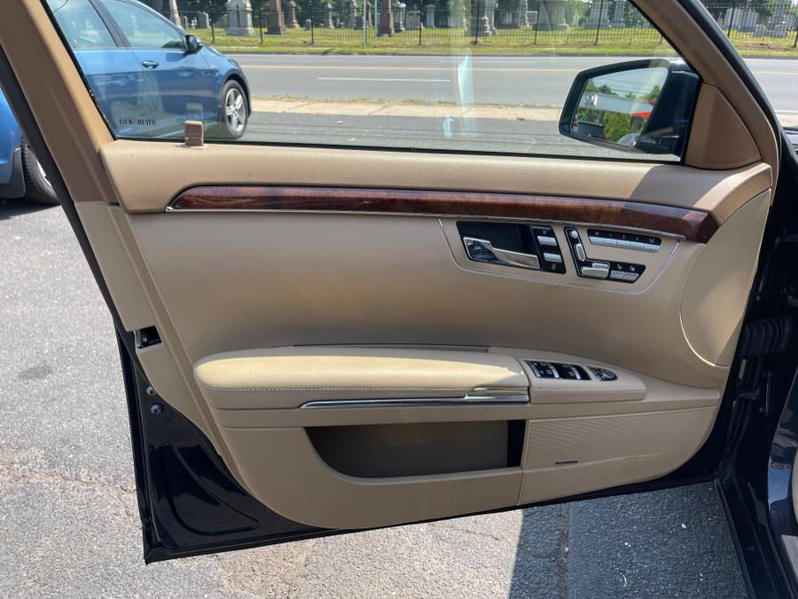 2013 Mercedes-Benz S-Class 4dr Sdn S550 4MATIC, available for sale in Bloomfield, Connecticut | AXA Car Sales and Repair LLC. Bloomfield, Connecticut 2013 Mercedes-Benz S-Class 4dr Sdn S550 4MATIC, available for sale in Bloomfield, Connecticut | AXA Car Sales and Repair LLC. Bloomfield, Connecticut