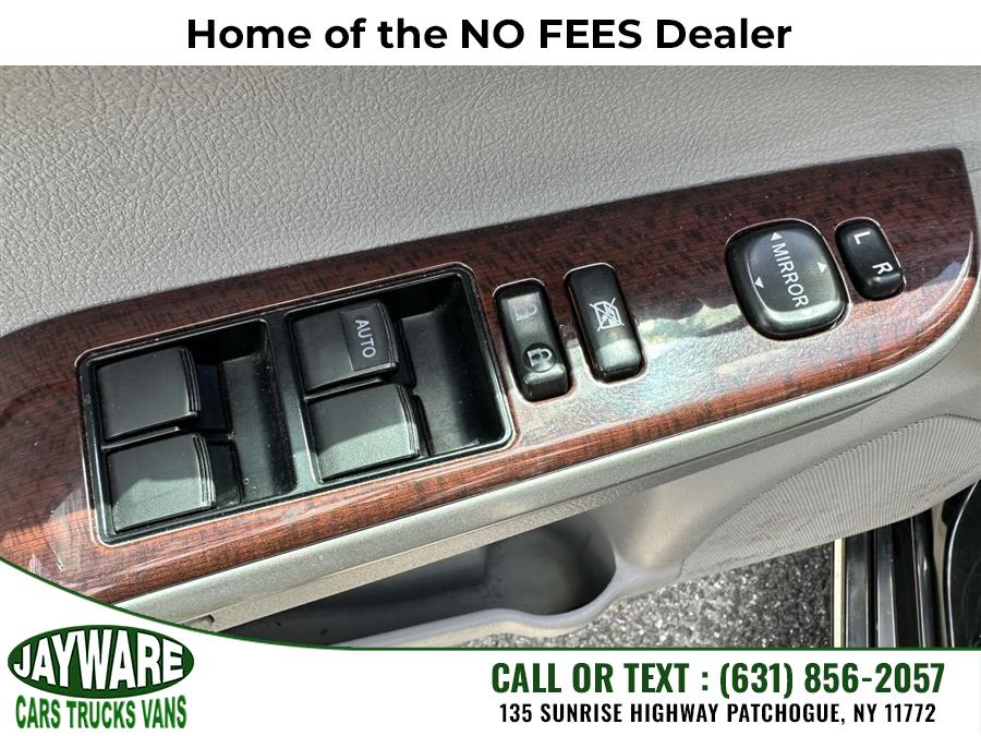 2012 Toyota Camry 4dr Sdn I4 Auto XLE (Natl), available for sale in Patchogue, New York | Jayware Cars Trucks Vans. Patchogue, New York 2012 Toyota Camry 4dr Sdn I4 Auto XLE (Natl), available for sale in Patchogue, New York | Jayware Cars Trucks Vans. Patchogue, New York