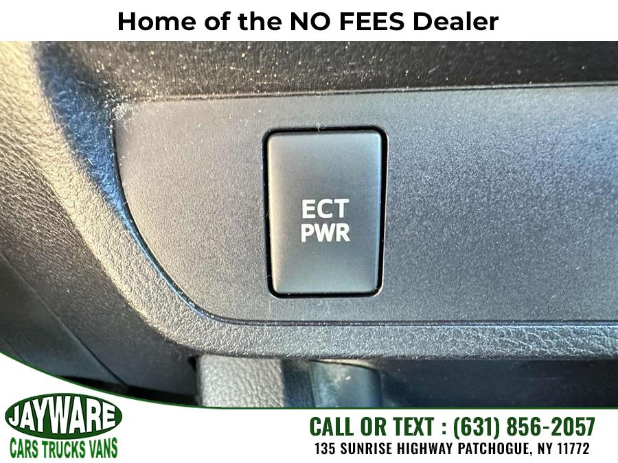 2016 Toyota Tacoma 4WD Double Cab V6 AT SR5 (Natl), available for sale in Patchogue, New York | Jayware Cars Trucks Vans. Patchogue, New York 2016 Toyota Tacoma 4WD Double Cab V6 AT SR5 (Natl), available for sale in Patchogue, New York | Jayware Cars Trucks Vans. Patchogue, New York