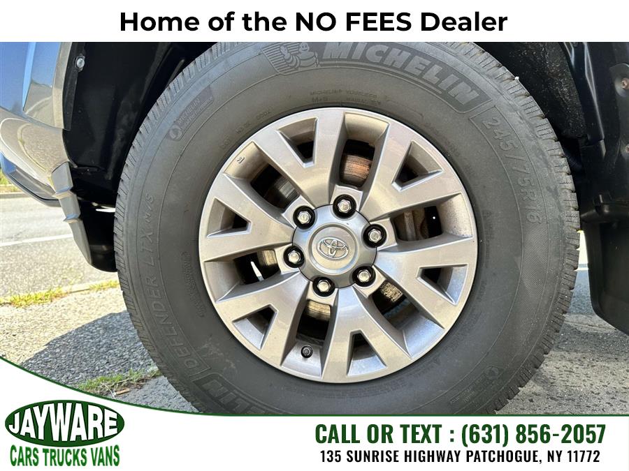 2016 Toyota Tacoma 4WD Double Cab V6 AT SR5 (Natl), available for sale in Patchogue, New York | Jayware Cars Trucks Vans. Patchogue, New York 2016 Toyota Tacoma 4WD Double Cab V6 AT SR5 (Natl), available for sale in Patchogue, New York | Jayware Cars Trucks Vans. Patchogue, New York