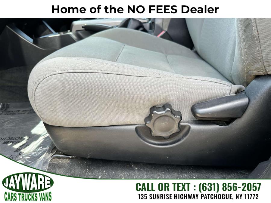 2016 Toyota Tacoma 4WD Double Cab V6 AT SR5 (Natl), available for sale in Patchogue, New York | Jayware Cars Trucks Vans. Patchogue, New York 2016 Toyota Tacoma 4WD Double Cab V6 AT SR5 (Natl), available for sale in Patchogue, New York | Jayware Cars Trucks Vans. Patchogue, New York