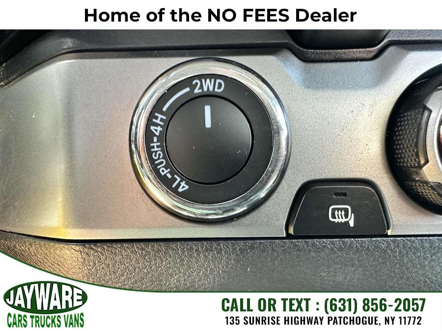 2016 Toyota Tacoma 4WD Double Cab V6 AT SR5 (Natl), available for sale in Patchogue, New York | Jayware Cars Trucks Vans. Patchogue, New York 2016 Toyota Tacoma 4WD Double Cab V6 AT SR5 (Natl), available for sale in Patchogue, New York | Jayware Cars Trucks Vans. Patchogue, New York
