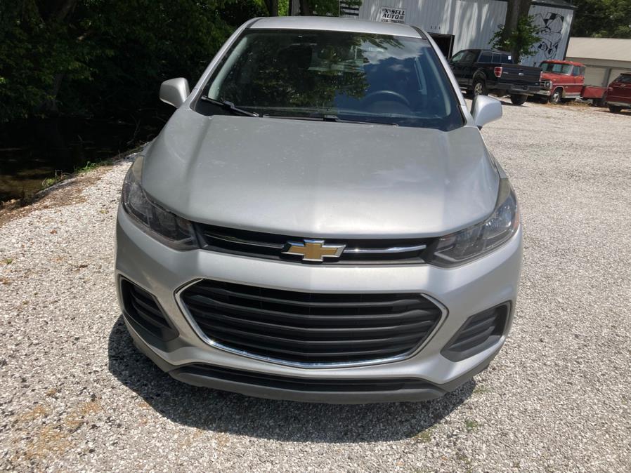 2017 Chevrolet Trax FWD 4dr LS, available for sale in Neosho, Missouri | Xsell Auto LLC. Neosho, Missouri 2017 Chevrolet Trax FWD 4dr LS, available for sale in Neosho, Missouri | Xsell Auto LLC. Neosho, Missouri
