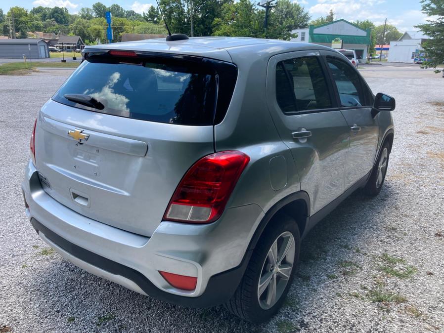 2017 Chevrolet Trax FWD 4dr LS, available for sale in Neosho, Missouri | Xsell Auto LLC. Neosho, Missouri 2017 Chevrolet Trax FWD 4dr LS, available for sale in Neosho, Missouri | Xsell Auto LLC. Neosho, Missouri