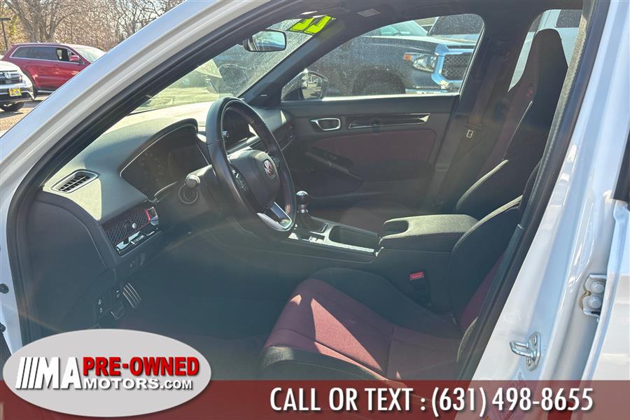 2022 Honda Civic Si 4 drs Manual, available for sale in Huntington Station, New York | M & A Motors. Huntington Station, New York 2022 Honda Civic Si 4 drs Manual, available for sale in Huntington Station, New York | M & A Motors. Huntington Station, New York