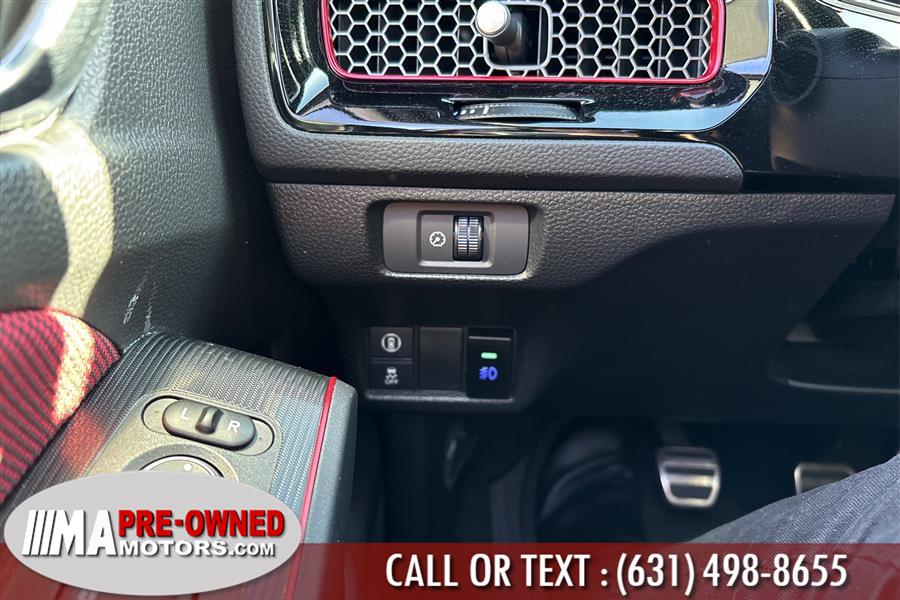 2022 Honda Civic Si 4 drs Manual, available for sale in Huntington Station, New York | M & A Motors. Huntington Station, New York 2022 Honda Civic Si 4 drs Manual, available for sale in Huntington Station, New York | M & A Motors. Huntington Station, New York