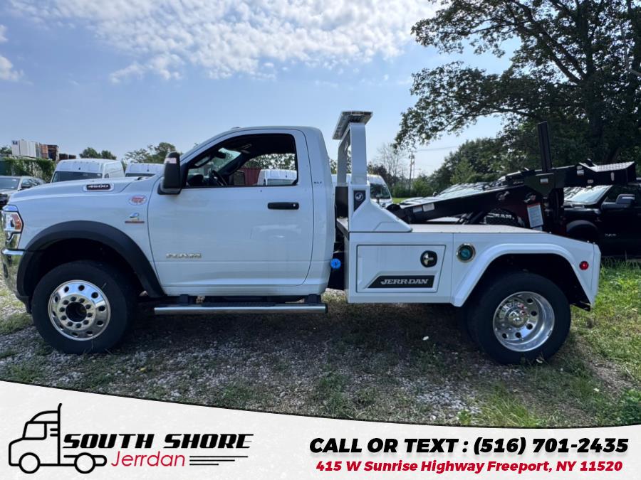 2024 Ram 4500 Chassis Cab SLT 4x4 Reg Cab 60" CA 144.5" WB, available for sale in Freeport, New York | South Shore Jerrdan. Freeport, New York 2024 Ram 4500 Chassis Cab SLT 4x4 Reg Cab 60" CA 144.5" WB, available for sale in Freeport, New York | South Shore Jerrdan. Freeport, New York