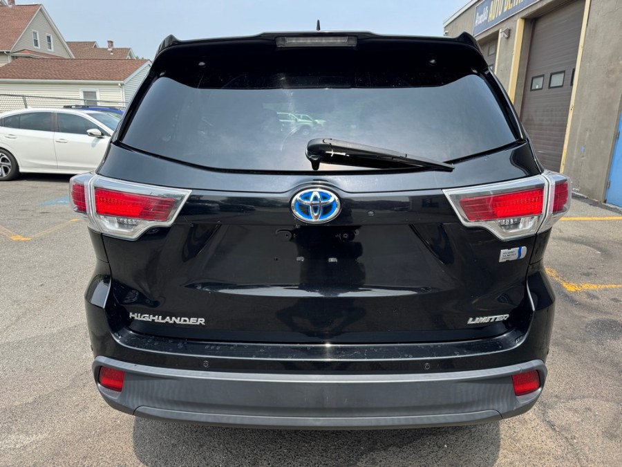 2015 Toyota Highlander Hybrid AWD 4dr Limited Platinum (Natl), available for sale in West Springfield, Massachusetts | Union Street Auto Sales. West Springfield, Massachusetts 2015 Toyota Highlander Hybrid AWD 4dr Limited Platinum (Natl), available for sale in West Springfield, Massachusetts | Union Street Auto Sales. West Springfield, Massachusetts