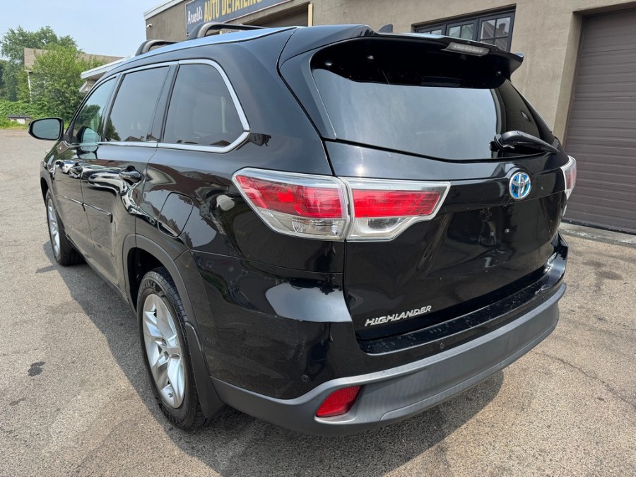 2015 Toyota Highlander Hybrid AWD 4dr Limited Platinum (Natl), available for sale in West Springfield, Massachusetts | Union Street Auto Sales. West Springfield, Massachusetts 2015 Toyota Highlander Hybrid AWD 4dr Limited Platinum (Natl), available for sale in West Springfield, Massachusetts | Union Street Auto Sales. West Springfield, Massachusetts
