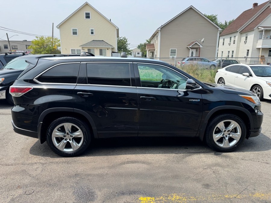 2015 Toyota Highlander Hybrid AWD 4dr Limited Platinum (Natl), available for sale in West Springfield, Massachusetts | Union Street Auto Sales. West Springfield, Massachusetts 2015 Toyota Highlander Hybrid AWD 4dr Limited Platinum (Natl), available for sale in West Springfield, Massachusetts | Union Street Auto Sales. West Springfield, Massachusetts