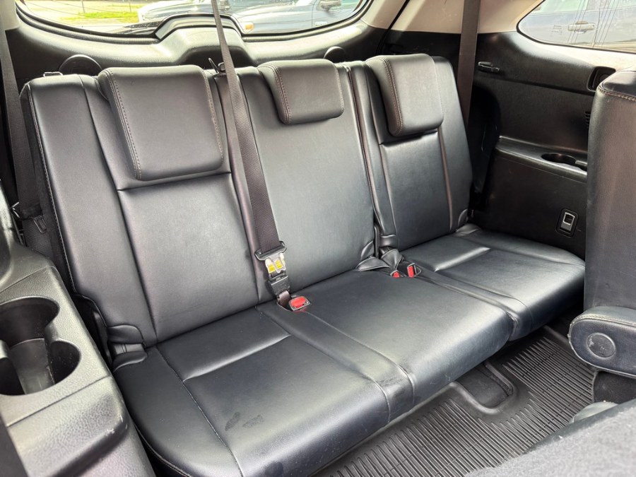 2015 Toyota Highlander Hybrid AWD 4dr Limited Platinum (Natl), available for sale in West Springfield, Massachusetts | Union Street Auto Sales. West Springfield, Massachusetts 2015 Toyota Highlander Hybrid AWD 4dr Limited Platinum (Natl), available for sale in West Springfield, Massachusetts | Union Street Auto Sales. West Springfield, Massachusetts
