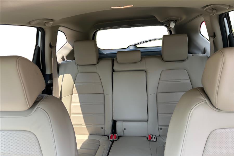 2020 Honda CR-V Hybrid Touring photo 15