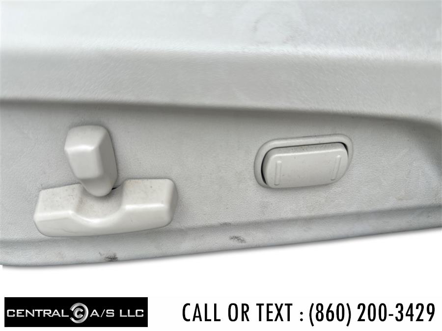 2014 Subaru Outback 4dr Wgn H4 Auto 2.5i Limited, available for sale in East Windsor, Connecticut | Central A/S LLC. East Windsor, Connecticut 2014 Subaru Outback 4dr Wgn H4 Auto 2.5i Limited, available for sale in East Windsor, Connecticut | Central A/S LLC. East Windsor, Connecticut