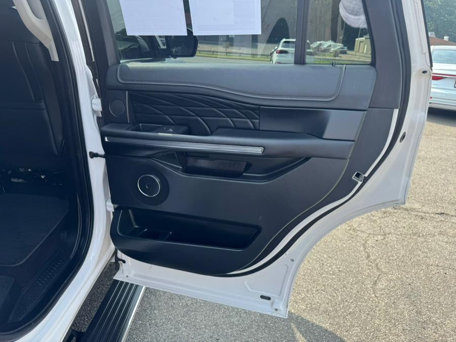 2019 Ford Expedition Platinum 4x4, available for sale in Berlin, Connecticut | Tru Auto Mall. Berlin, Connecticut 2019 Ford Expedition Platinum 4x4, available for sale in Berlin, Connecticut | Tru Auto Mall. Berlin, Connecticut