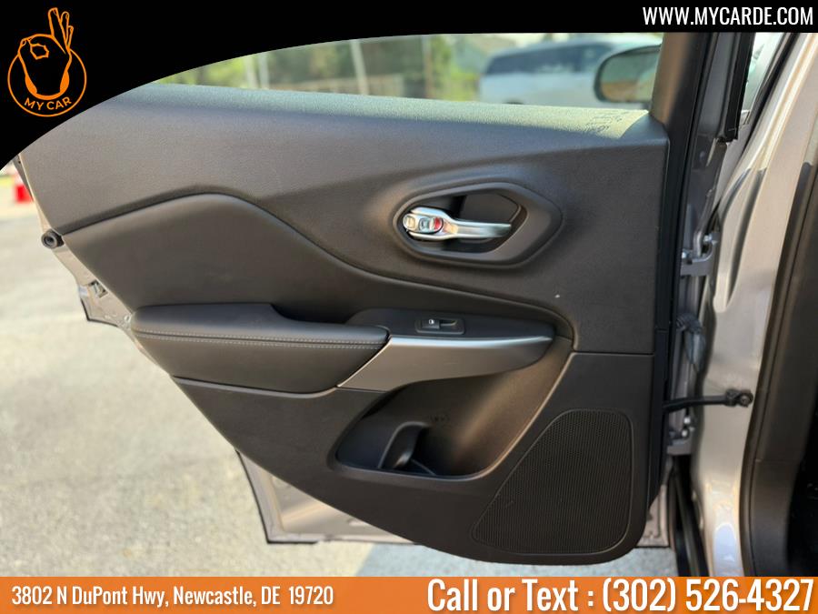 2021 Jeep Cherokee Latitude Plus 4x4, available for sale in New Castle, Delaware | My Car. New Castle, Delaware 2021 Jeep Cherokee Latitude Plus 4x4, available for sale in New Castle, Delaware | My Car. New Castle, Delaware