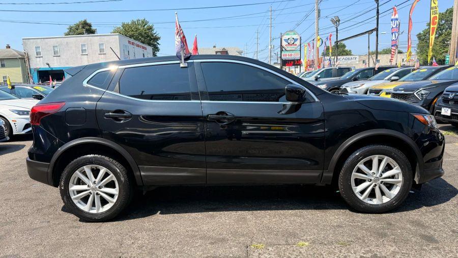 2018 Nissan Rogue Sport S (2018.5) Sport Utility 4D, available for sale in Linden, New Jersey | Route 27 Auto Mall. Linden, New Jersey 2018 Nissan Rogue Sport S (2018.5) Sport Utility 4D, available for sale in Linden, New Jersey | Route 27 Auto Mall. Linden, New Jersey