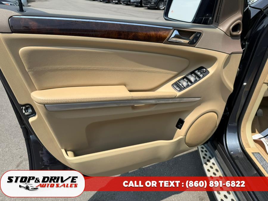 2011 Mercedes-Benz M-Class 4MATIC 4dr ML 350, available for sale in East Windsor, Connecticut | Stop & Drive Auto Sales. East Windsor, Connecticut 2011 Mercedes-Benz M-Class 4MATIC 4dr ML 350, available for sale in East Windsor, Connecticut | Stop & Drive Auto Sales. East Windsor, Connecticut